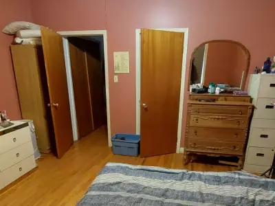 Design Dilemma Solved: How Built-Ins Can Unify a Mismatched Bedroom