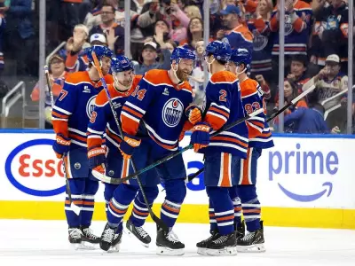 Edmonton Oilers Dominate with 7-4 Victory Over Anaheim Ducks in High-Scoring NHL Clash