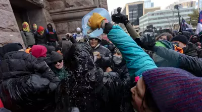 Hundreds Drive Out Far-Right Activists at Tense Minneapolis ICE Protest
