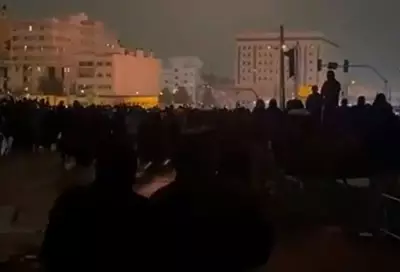 Iran Protests Intensify Amid Internet Blackout, Rights Groups Report 'Massacre'