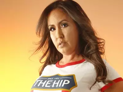 Meet SUNshine Girl Jody: A 5'7 Sagittarius Who Loves Family, Tennis, and Cooking