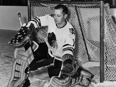 NHL Legend Glenn Hall Dies at 94, Leaves Untouchable Goalie Record