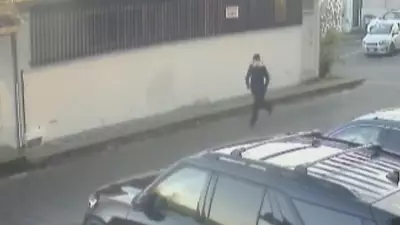 RCMP Seek Suspect in Attempted Carjacking on Sunshine Coast, Release Surveillance Footage