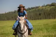 Amber Marshall of Heartland Stars as Annie Oakley in Murdoch Mysteries Calgary Stampede Episode