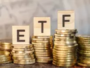 B.C. Couple With 3 Kids Under 5 Weigh ETFs vs. Property for Retirement