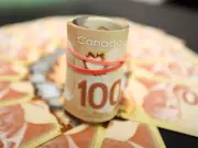 Canadian Lottery Winner, 20, Chooses $1K Weekly Over $1M Lump Sum