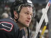 Canucks' 1998-99 Rebuild: Lessons from Naslund, Strudwick, and Hirsch for Today's Team