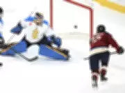 Desbiens Shuts Out Sceptres as Victoire Soars Before Olympic Break