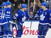 Leafs' Berube reshuffles lines as Nylander, McCabe near return