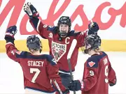 Marie-Philip Poulin's OT Heroics Lift Montreal Victoire to 3-2 Win Over Frost