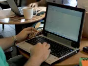 Montreal Café Culture Clash: Readers Call for Time Limits on Student Study Sessions