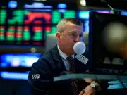 Navigating AI Bubble Risks: Portfolio Strategy Insights from Expert Noah Solomon