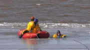 Saint John Firefighters Launch Ice Rescue Training Amid Extreme Winter Conditions