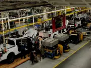 Trump Calls CUSMA 'Irrelevant,' Seeks Separate Deals with Canada and Mexico