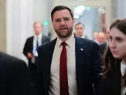 Trump Pressure Sways GOP, Blocks Senate Move to Curb Venezuela Action