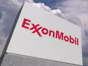Trump Signals Exxon Exclusion from Venezuela Oil Rebuild, Citing 'Uninvestable' Conditions