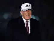 Trump Warns U.S. 'Screwed' if Supreme Court Overturns Tariffs