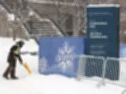 Winterlude's Opening Weekend Faces Brisk Temperatures and Strong Winds