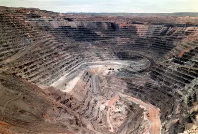 Analyst Criticizes Barrick After Newmont Calls for Nevada Gold Mines Fix