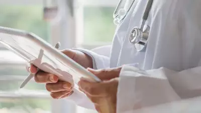 Canadian Doctors Concerned Over AI Health Information Use, Survey Reveals