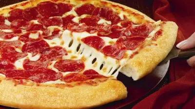Pizza Hut to Shutter 250 U.S. Locations as Parent Company Explores Brand Sale