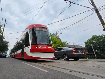 Toronto's Spadina Streetcar Service Suspended for Multiple Days Following Infrastructure Issue