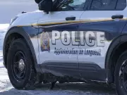 19-Year-Old Stabbing Victim Found on Longueuil Street, Now Recovering