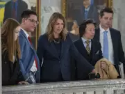 Alberta's Bureaucratic Expansion Fuels Budget Deficits, Economists Warn