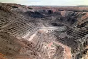Analyst Criticizes Barrick After Newmont Calls for Nevada Gold Mines Fix