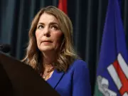 Federal Government Won't Block Alberta's Fall Referendum on Immigration and Constitution