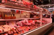 France Advocates Reduced Meat Consumption for Health and Climate Benefits