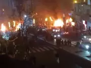 Iranians Defy Regime at Memorials for Slain Protesters, Chant Against Supreme Leader