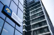 Laurentian Bank Reports $20.5 Million Q1 Loss Amid Strategic Transformation