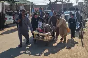 Motorcycle Bomb Attack at Police Station in Pakistan Kills 2, Injures Several
