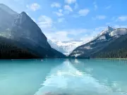 Parks Canada Seeks Public Input on Managing Visitor Surge at Lake Louise Destinations