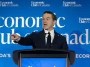 Poilievre Advocates Stoic Approach to Trump, Contrasts Carney's Aggressive Stance