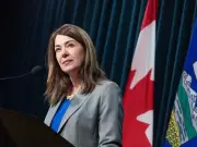 Premier Smith Criticizes Alberta Teachers' Union Over Paul Brandt Speaking Removal