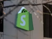 Shopify Stock Drops Despite Record Q4 Revenue and AI Commerce Expansion