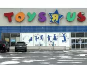 Toys 'R' Us Gift Card Redemption Challenges Loom as Stores Close Across Canada