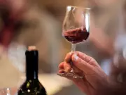 U.S. Wine Exports to Canada Plummet 76% in 2025, Causing $428M Loss