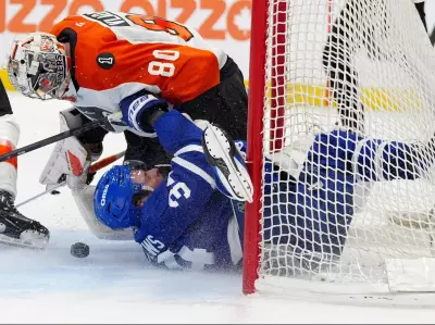 Auston Matthews' Scoring Slump Deepens as Maple Leafs Fall to Flyers in Shootout