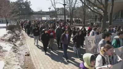 Barrie Students Organize Protest Against OSAP Funding Cuts