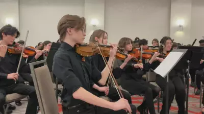 Economist Highlights Economic Power of Art at Moncton Event