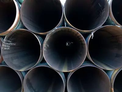 Economists Urge Restart of Dormant Pipeline to Boost Canada's Energy Security
