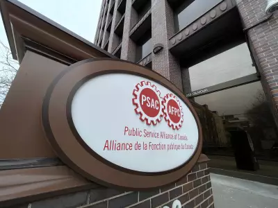 Federal Union Files Grievance Over Early Retirement Incentive for Public Servants