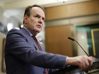 Liberals Introduce Bill to Limit Long Ballots with Fines Up to $100,000