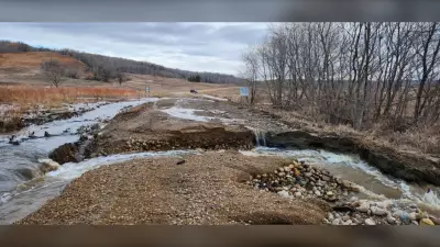 Manitoba Residents Struggle as Seasonal Floodwaters Flow from Saskatchewan