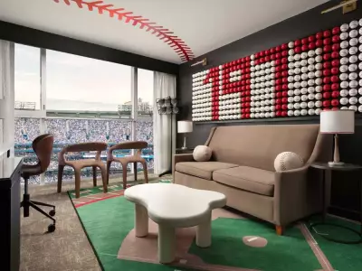 Marriott Unveils Baseball-Themed Rawlings Room at Rogers Centre Hotel