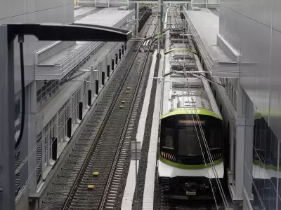 REM Service Halted After Electrical Issue Causes Smoke in Train Car