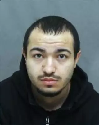 Toronto Police Seek Man After Restaurant Assault Incident